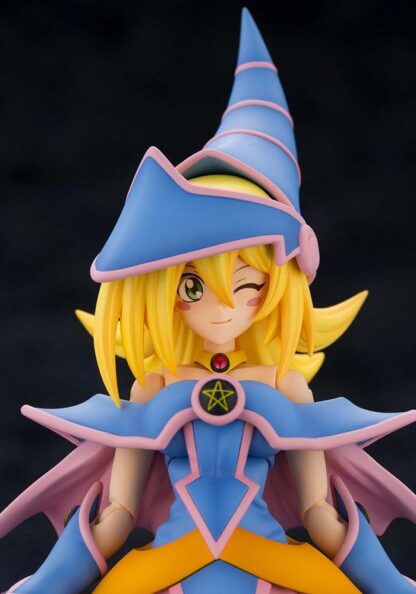 Yu-Gi-Oh! Crossframe Girl - Dark Magician Girl Plastic Model Kit
