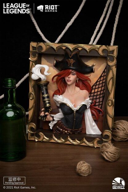 League of Legends - 3D photo frame of The Bounty Hunter-Miss Fortune figure