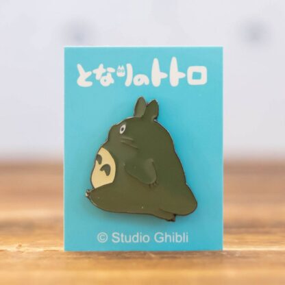 Studio Ghibli: My Neighbor Totoro - Big Totoro Walking Pin