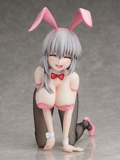 Uzaki-chan Wants to Hang Out! - Tsuki Uzaki Bunny ver figure