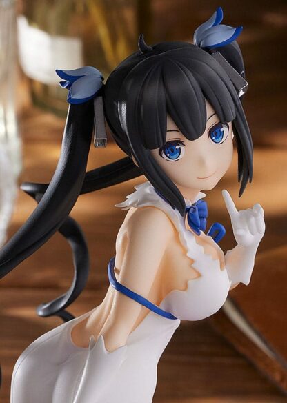 Is it Wrong to Try to Pick Up Girls in a Dungeon? - Hestia Pop Up Parade figuuri