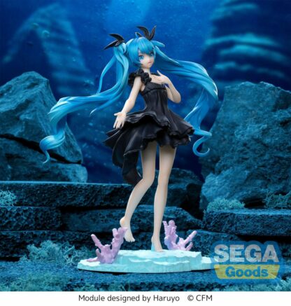 Hatsune Miku Deep Sea Girl Luminasta figure